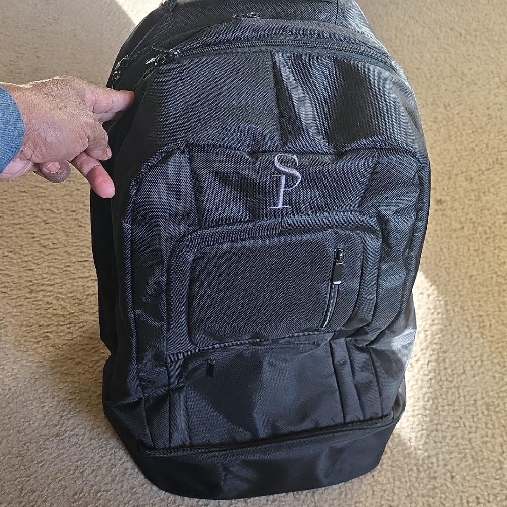 Sole Premise XL Stylish Black Backpack